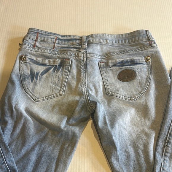 BCBG Chic Light Blue Flare Wide Leg Jeans w zipper front and back pockets - Picture 12 of 15